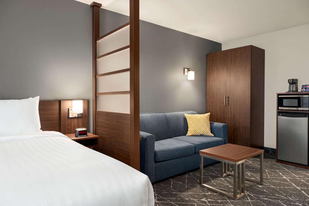 Microtel Inn & Suites By Wyndham 安蒂戈尼什 外观 照片