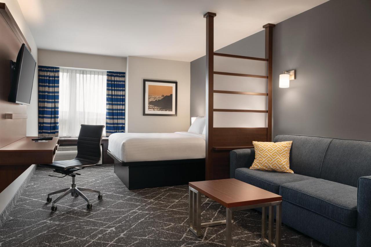 Microtel Inn & Suites By Wyndham 安蒂戈尼什 外观 照片